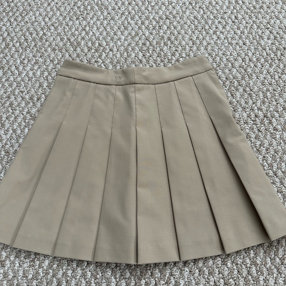 XXS Aritzia skirt ( Brandnew) - Picture 1 of 2